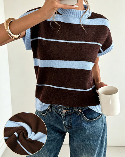 Pull femme rayé à manches courtes présenté de face