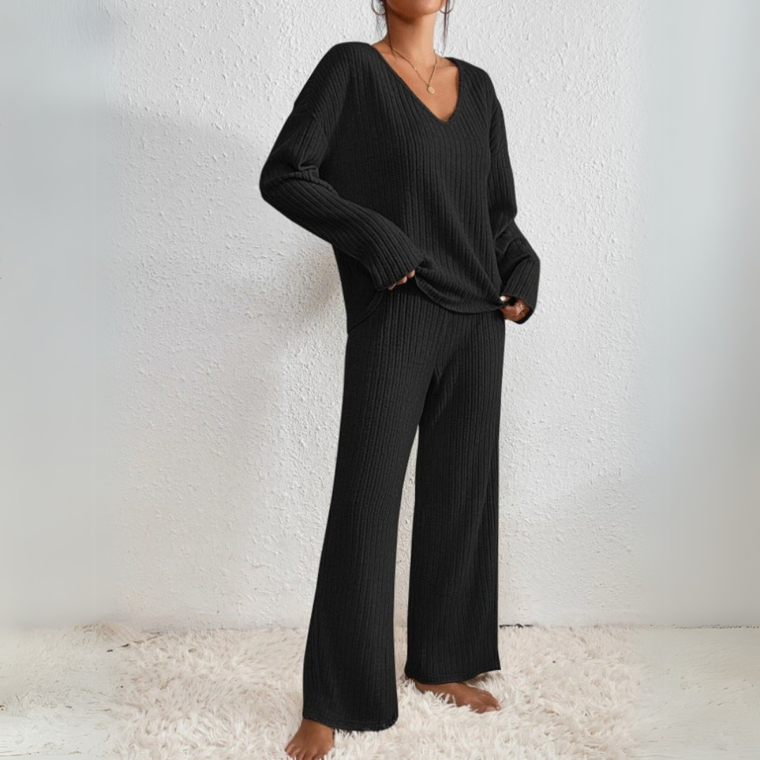 Ensemble Détente Femme Pull Col V Et Pantalon Droit