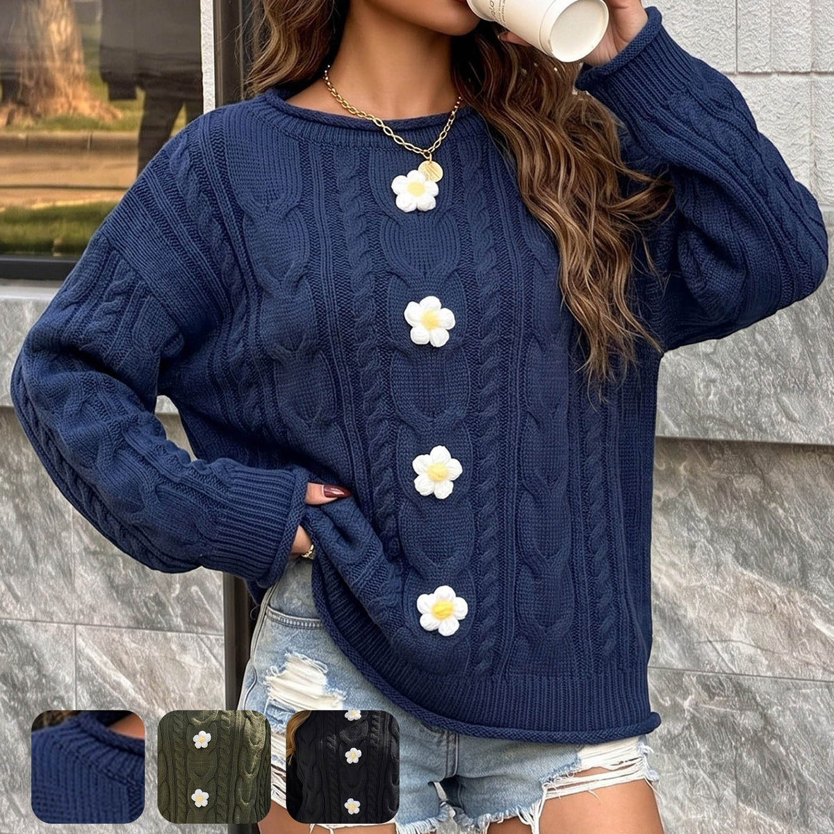 Pull femme patchwork au crochet, présenté de face avec sa coupe ample