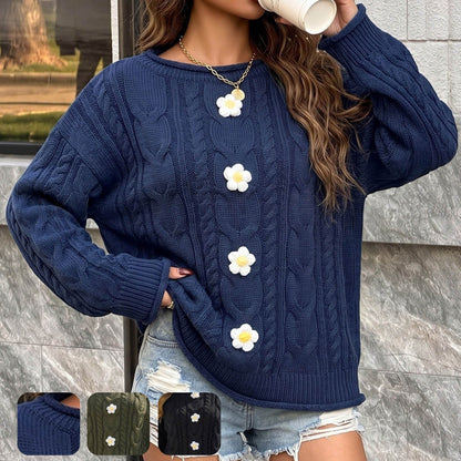 Pull femme patchwork au crochet, présenté de face avec sa coupe ample