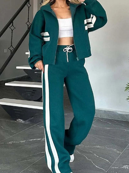 Ensemble composé d’un sweat et d’un pantalon confortable