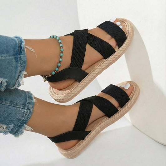 Sandales femme estivales présentées sous différents angles