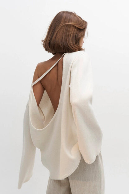 Pull à col bateau porté pour un look féminin et élégant