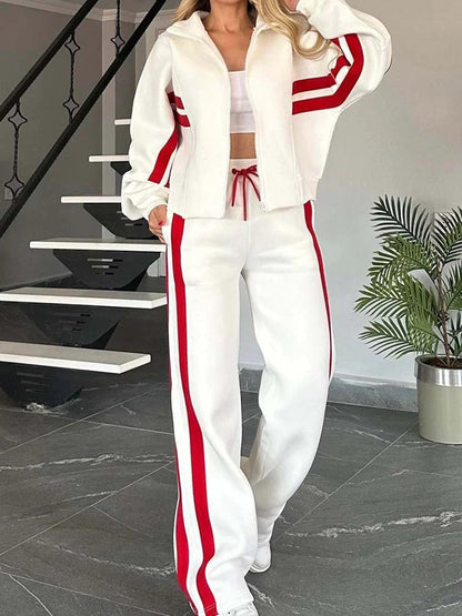 Sweat zippé et pantalon assorti de l’ensemble deux pièces