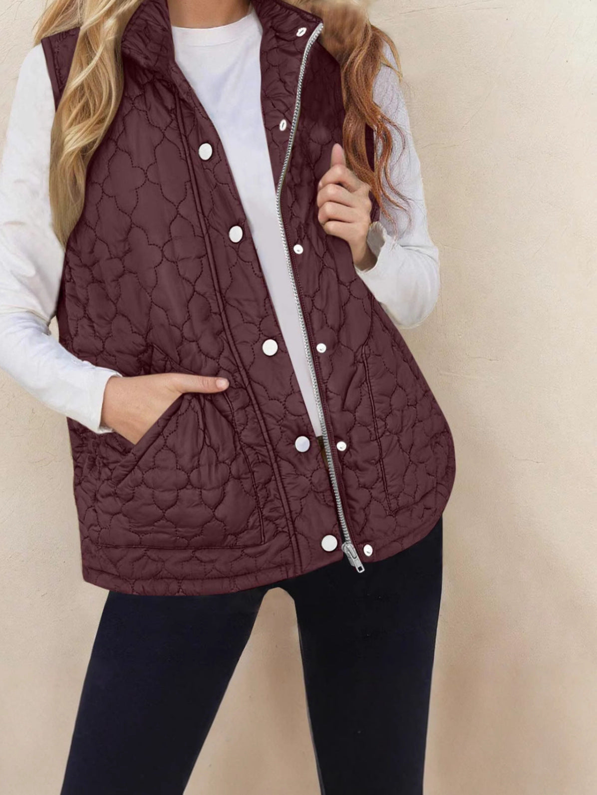 Poches pratiques de la veste sans manches femme
