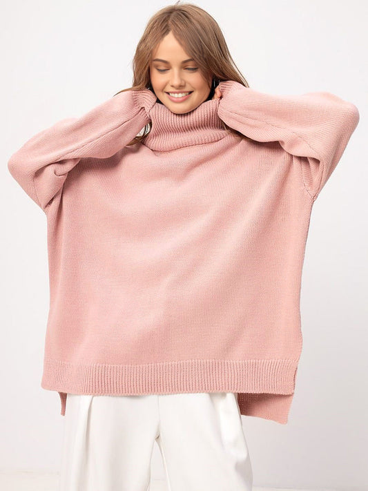 Pull oversize femme en maille douce présenté de face