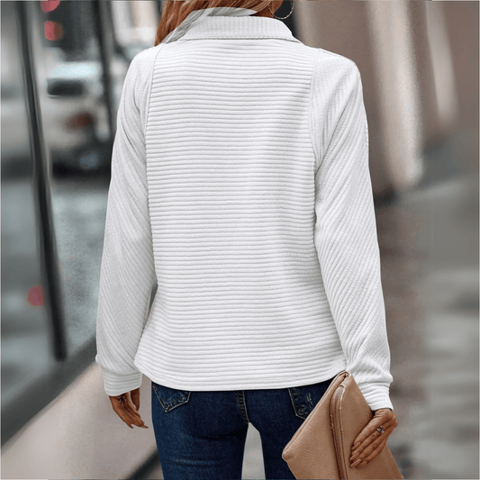 Vue de face du pull femme texturé à demi-zip