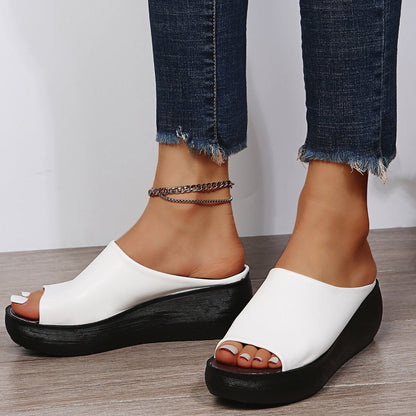 Sandales d’été pour femme avec bride d’orteil élégante