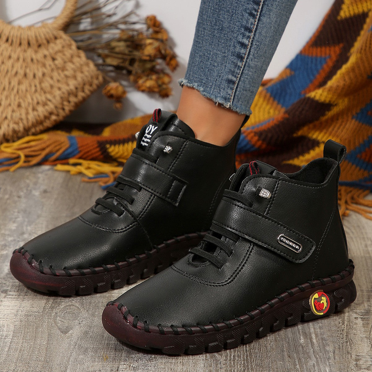Bottines femme confortables présentées de trois quarts