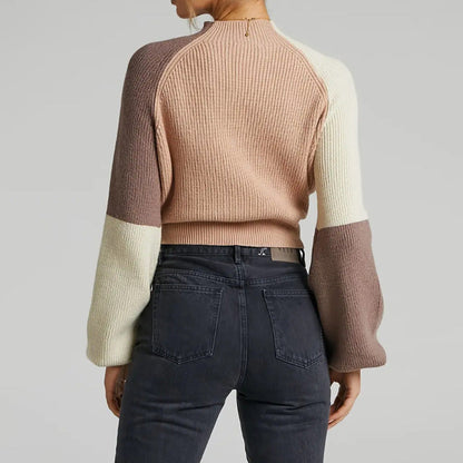 Pull femme en tricot côtelé à coupe ample et manches évasées