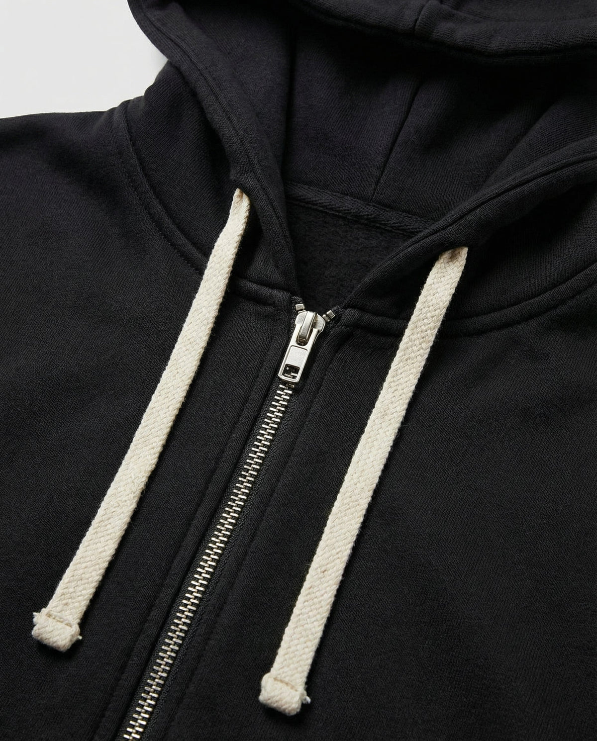 Sweat long pour femme avec capuche et fermeture zippée
