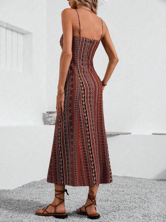Vue de face d’une robe longue femme à imprimé ethnique