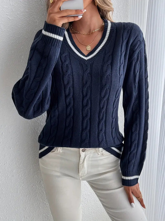 Pull femme à col V avec finitions côtelées et coupe ample