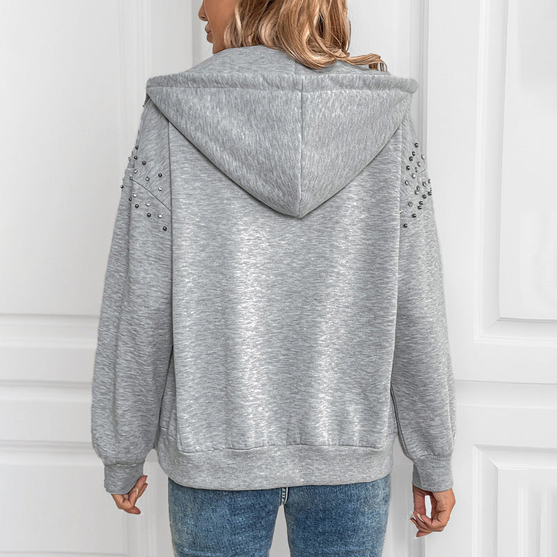 Pull gris clair pour femme avec capuche et manches longues