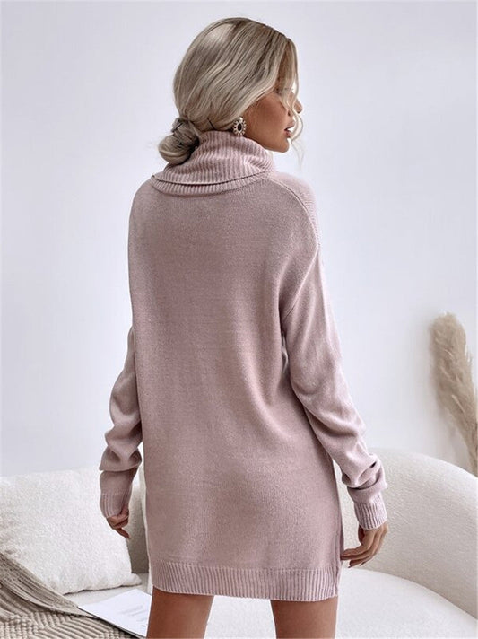 Vue de face de la robe pull femme à manches longues