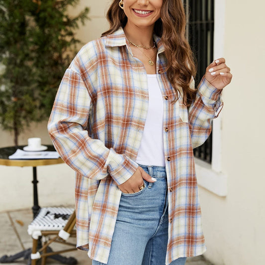 Chemise femme à carreaux avec manches longues et fermeture boutonnée