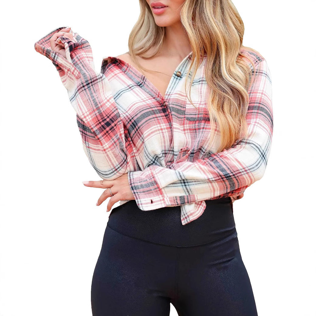 Chemise femme à manches longues présentée de profil