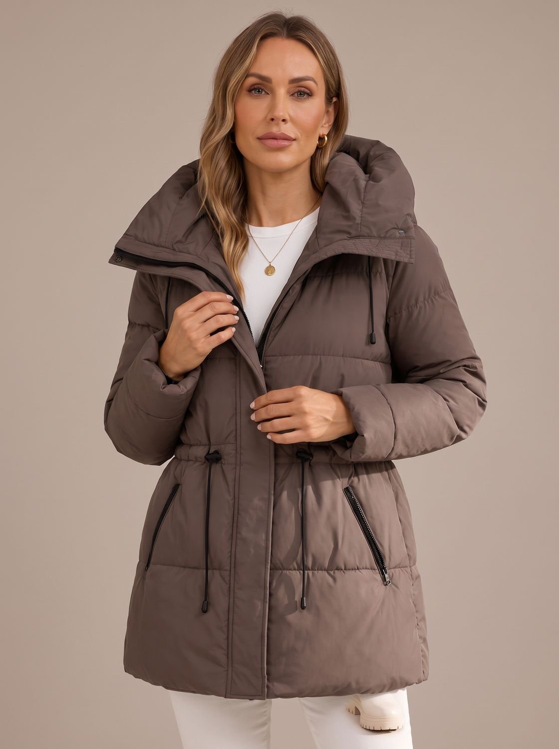 Veste Matelassée À Capuche Femme Coupe Longue