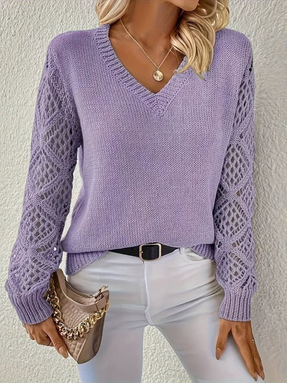 Vue latérale du pull femme en maille à col V